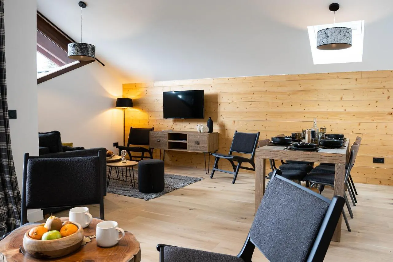 Terresens - Les Roches Blanches Aparthotel Combloux 0*,  France