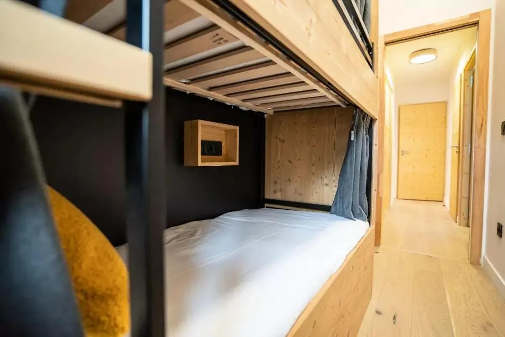 Les Roches Du Mont Blanc Aparthotel Combloux