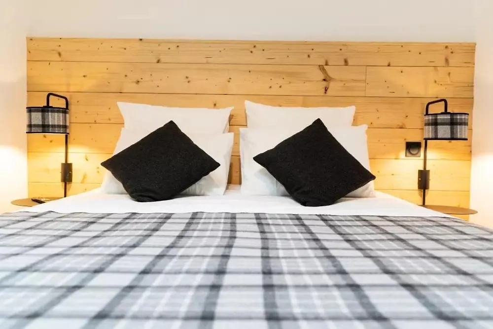 Les Roches Du Mont Blanc Aparthotel Combloux 0*,  Γαλλία