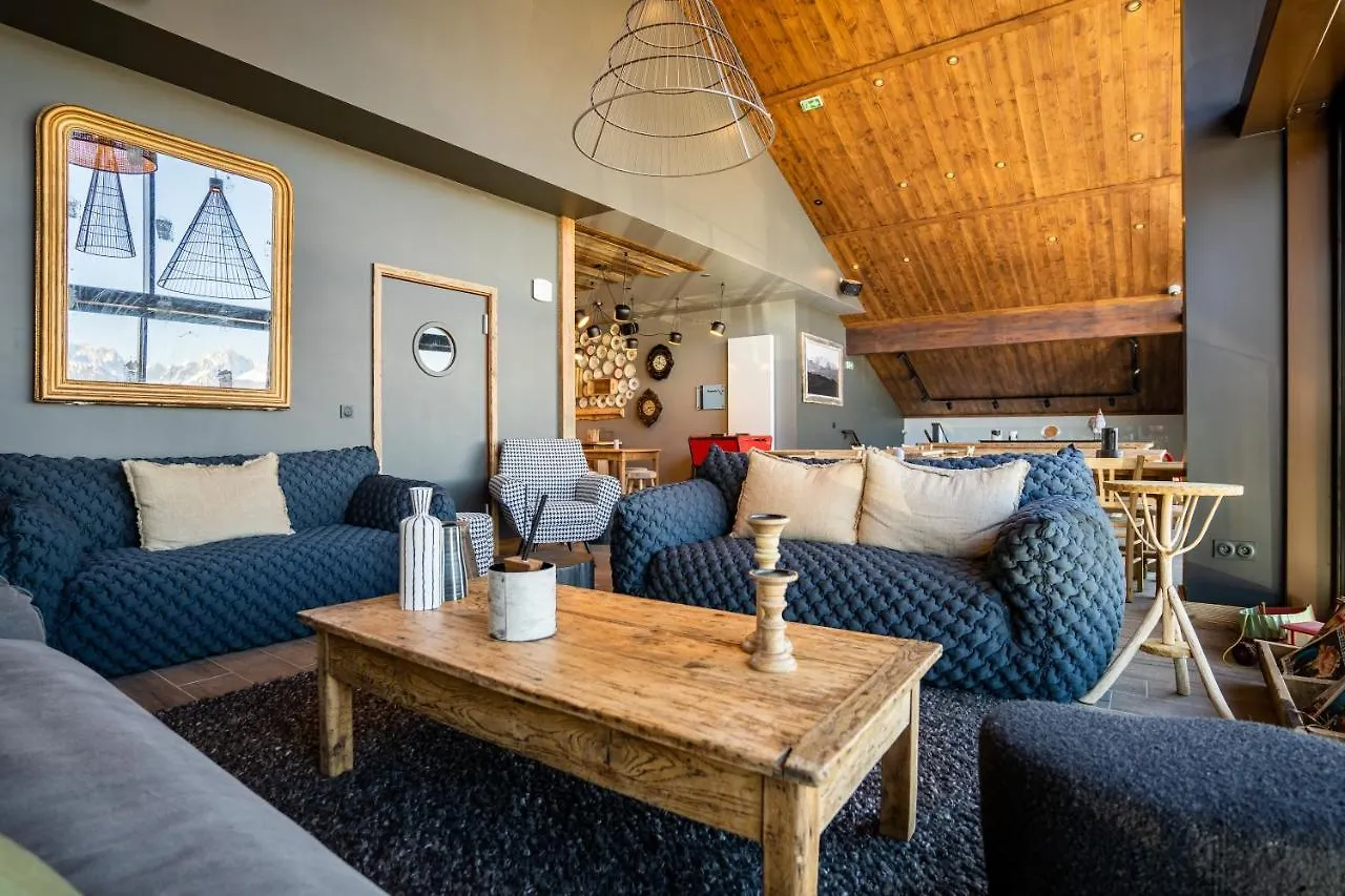 孔布卢Terresens - Les Roches Blanches公寓式酒店 0*, 孔布卢